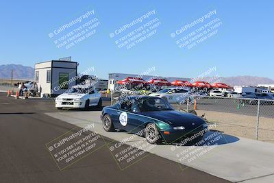 media/Nov-19-2022-Speed Ventures (Sat) [[eb5c8f9508]]/Around the Pits/Pre Grid Black/